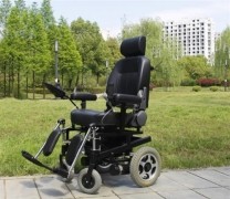 老龄化推动电动轮椅市场规模突破50亿，2019年中国电动轮椅市场现状分析[图]