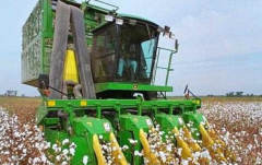 2020年中国棉花采摘机市场规模超30亿元，国产棉花采摘机逐步成熟，市场份额占比较大[图]