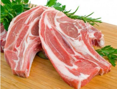 与10月份相比，上个月我国猪肉价格下降了0.6%，影响CPI下降约0.01个百分点