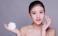 2020年全球及中国护肤品市场规模分析：皮肤学级（敏感肌）护肤品需求量增加[图]