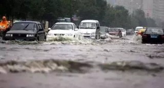 2020年全国平均降水量较去年增长55.2mm，郑州遭遇有记录以来最强降雨，市区出现严重内涝[图]