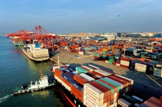 2021上半年中国港口货物吞吐量及集装箱吞吐量分析 [图]