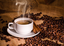 现制咖啡行业：中端咖饮崛起 全新瑞幸归来