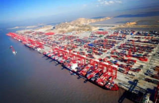 2021年中国港口货物吞吐量及主要企业经营分析[图]