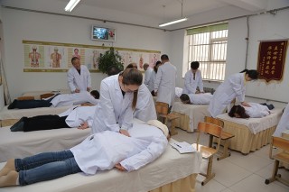 中国中医按摩医院发展现状分析：中医按摩医院数量达18个，床位数达1858张[图]